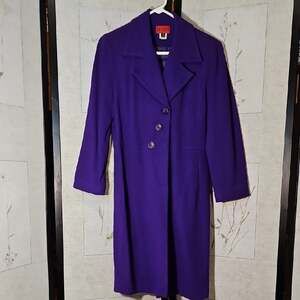 100% Wool Purple Trench Coat with Classic Tailored Style and Full Length